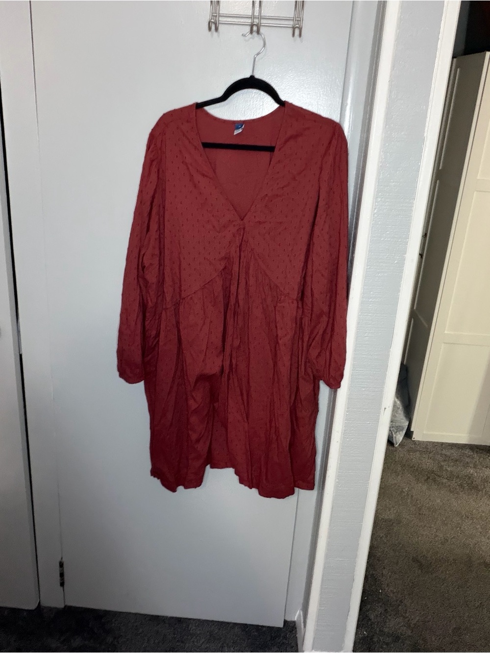 Old Navy Brick Red V-Neck Long Sleeve Dress